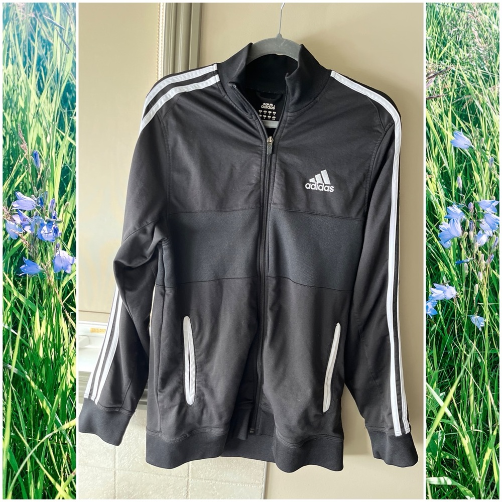 🌿ADIDAS Zip Up (M)